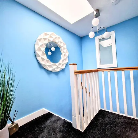 Blue Elephant Room! Guest house Lucan